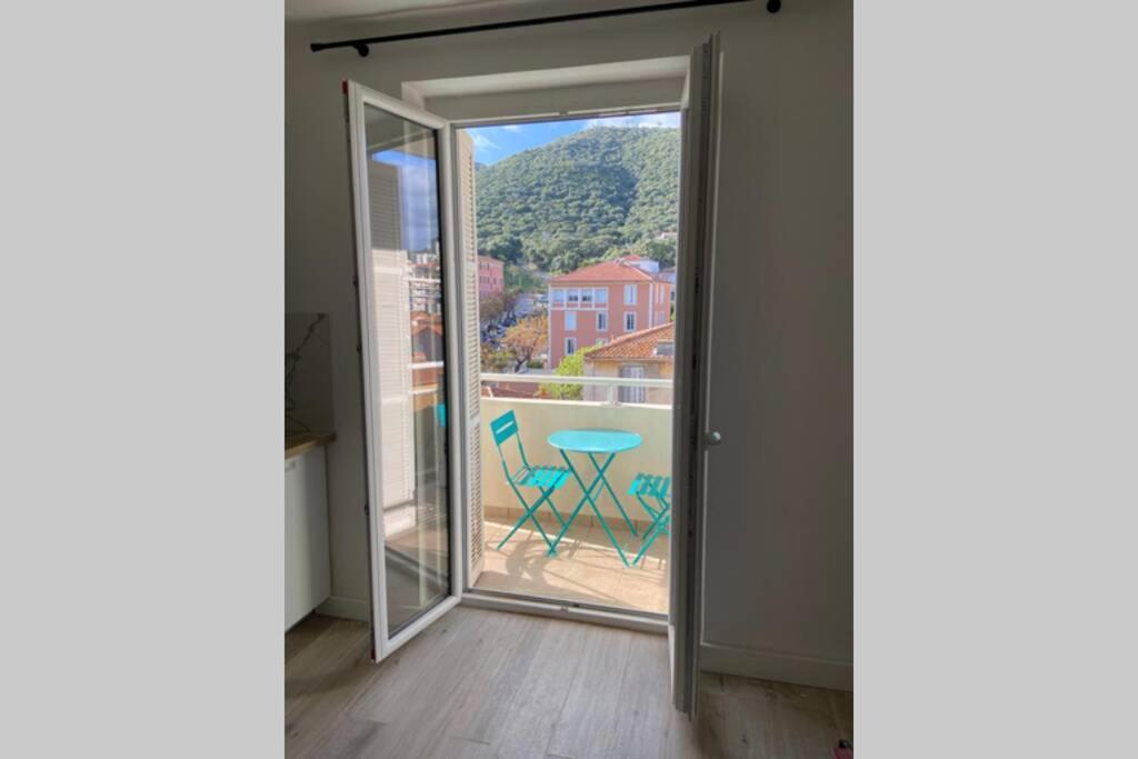 Ajaccio Magnifique T2 Neuf 40M2 Avec Balcon Au Trottel 4 Couchages Wifi Clim Parking Plage A Pieds 100M Exterior foto