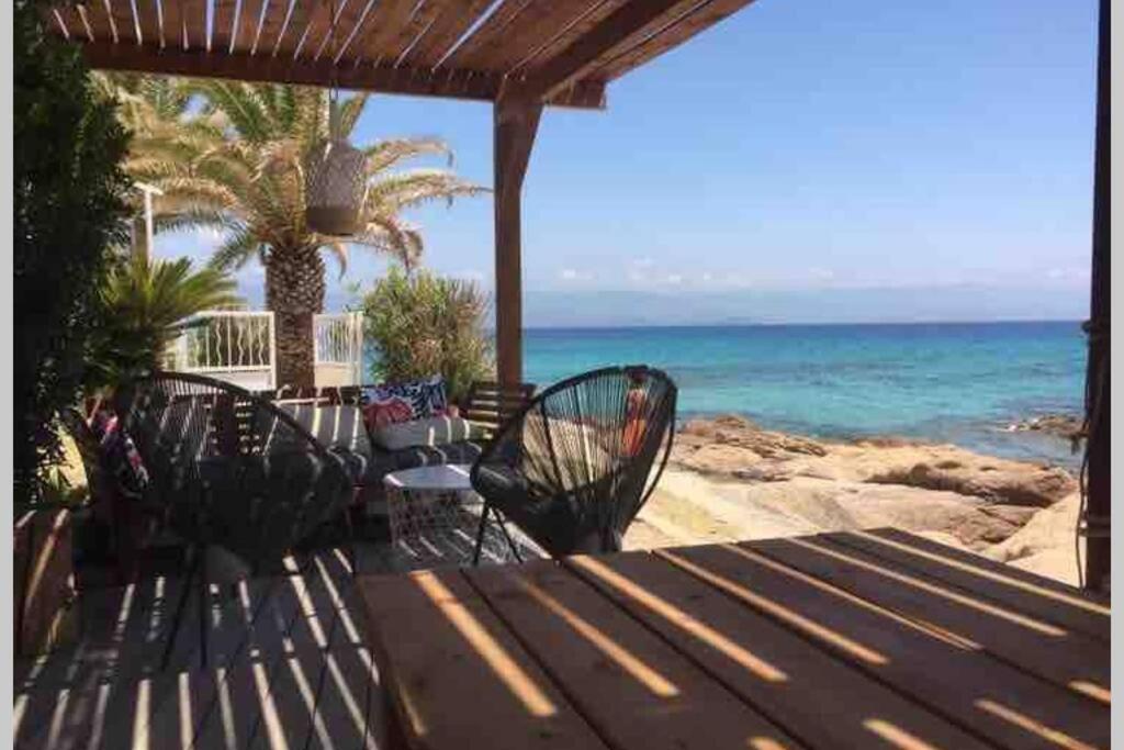 Ajaccio Magnifique T2 Neuf 40M2 Avec Balcon Au Trottel 4 Couchages Wifi Clim Parking Plage A Pieds 100M Exterior foto